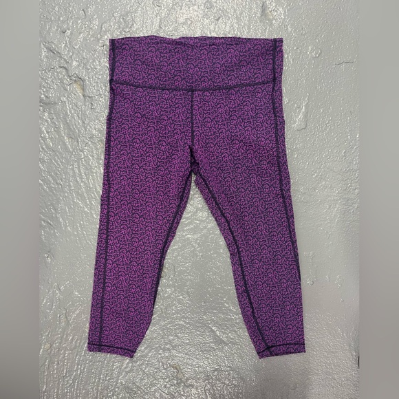 Athleta Pants - Athleta Purple Crop Leggings size XL